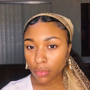 Meet your Posher, Kamylle